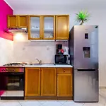 Apartament In 27606