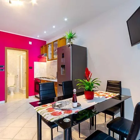 Apartment In 27606 Crikvenica