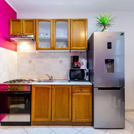 Apartment In 27606 Crikvenica