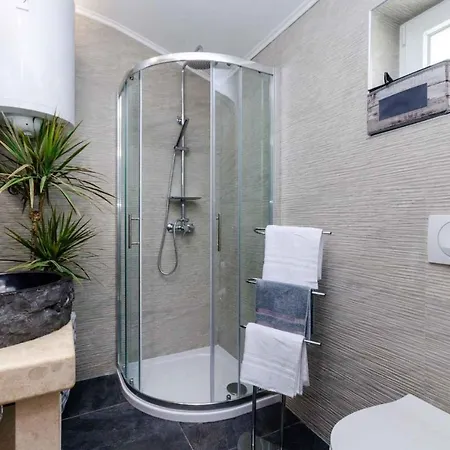 Apartment In 27606 Crikvenica