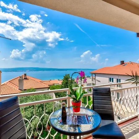In 27606 Apartment Crikvenica
